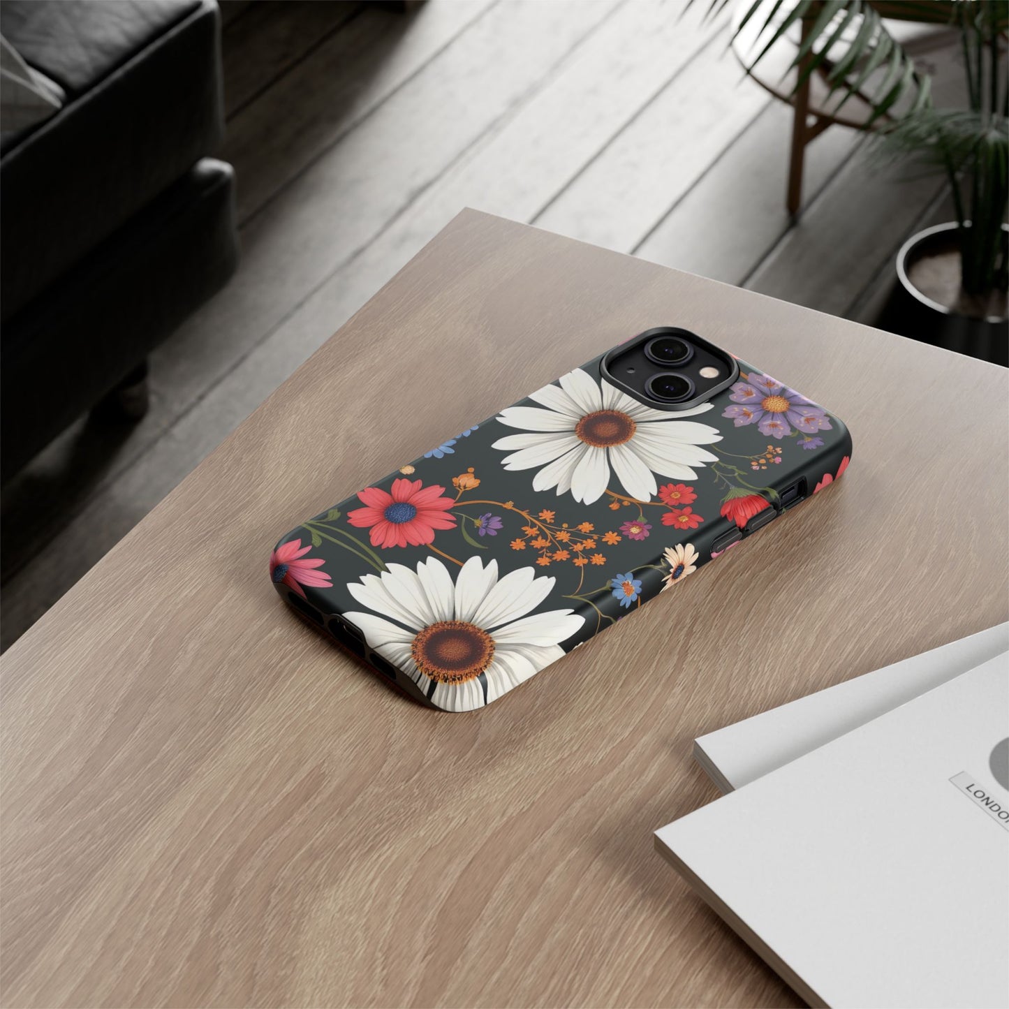 Floral Tough Phone Case - Elegant Daisy Design for Nature Lovers